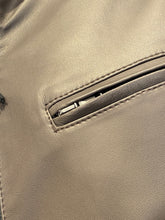 Carica l'immagine nel visualizzatore di Gallery, Giacca in pelle / 2 colori