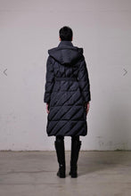 Load image into Gallery viewer, Piumino eco warm inside
