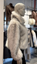 Load image into Gallery viewer, Eco-pelliccia
