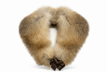 Carica l'immagine nel visualizzatore di Gallery, Collo volpe
